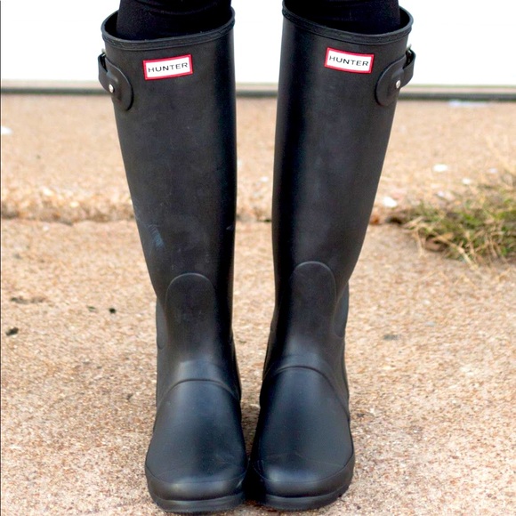 Matte Black Hunter Tall Rainboots - Picture 2 of 3